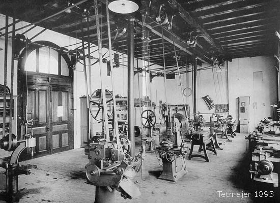 Eidg. Anstalt zur Prüfung von Baumaterialien: Werkstätte im Erdgeschoss, Aufnahme von 1891.
